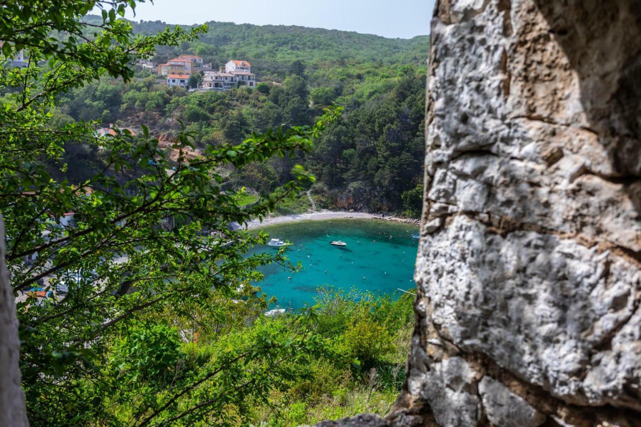 Apartman Verbenia Vrbnik  Extérieur photo