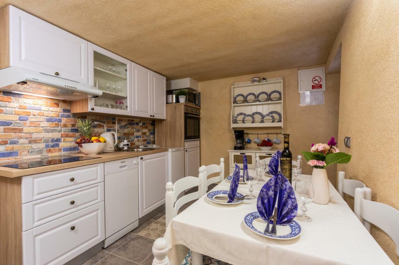 Apartman Verbenia Vrbnik  Extérieur photo
